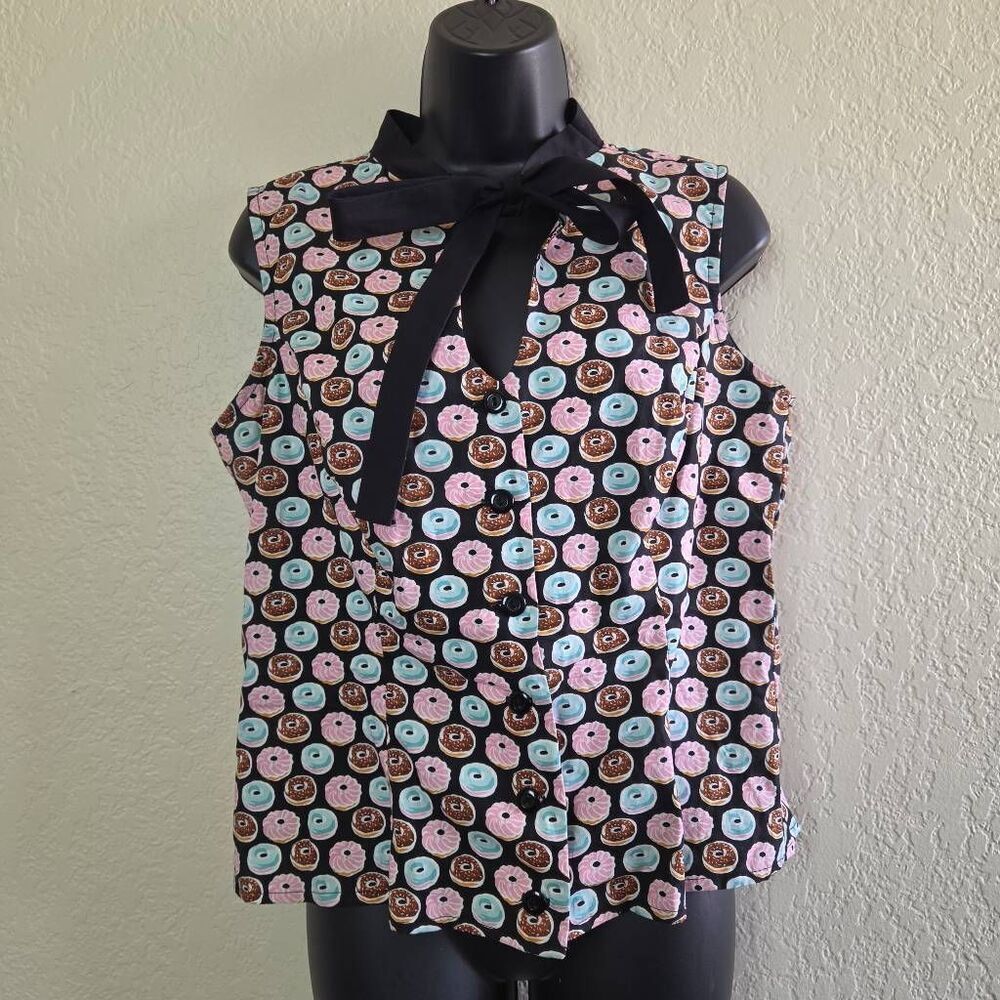 Heart of Haute Giselle Donut Blouse